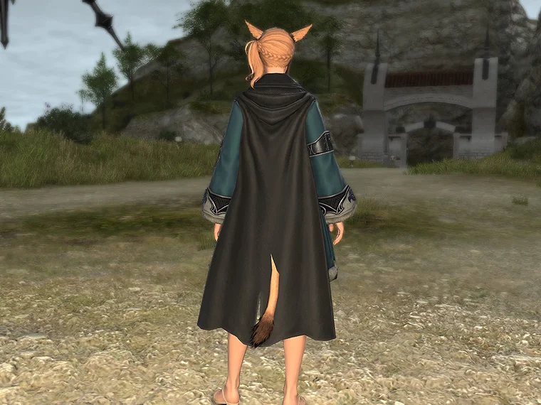 Pactmaker's Coat of Gathering - Image